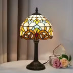 Modern Style Table Lamp, Handmade Stained Glass Small Desk Lamp for Living Room Bedroom Office Baroque Pattern